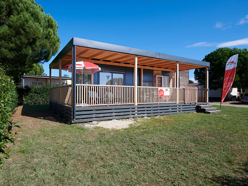 campsite-park-umag-mobile-home-luxury-s-exterier-mobile-home-view
