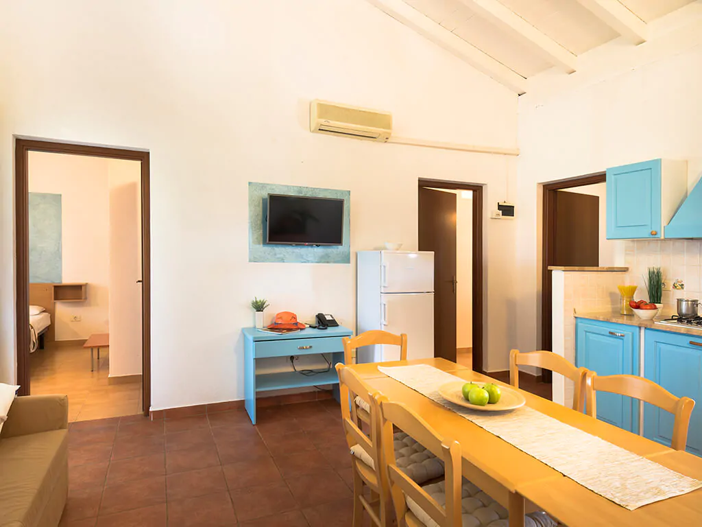 campsite-bivillage-holiday-home-comfort-plus-interior-kitchen-dining-table-living-room