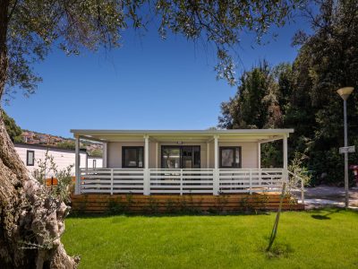 campsite-oliva-mobile-home-standard-plus-exterior-mobile-home