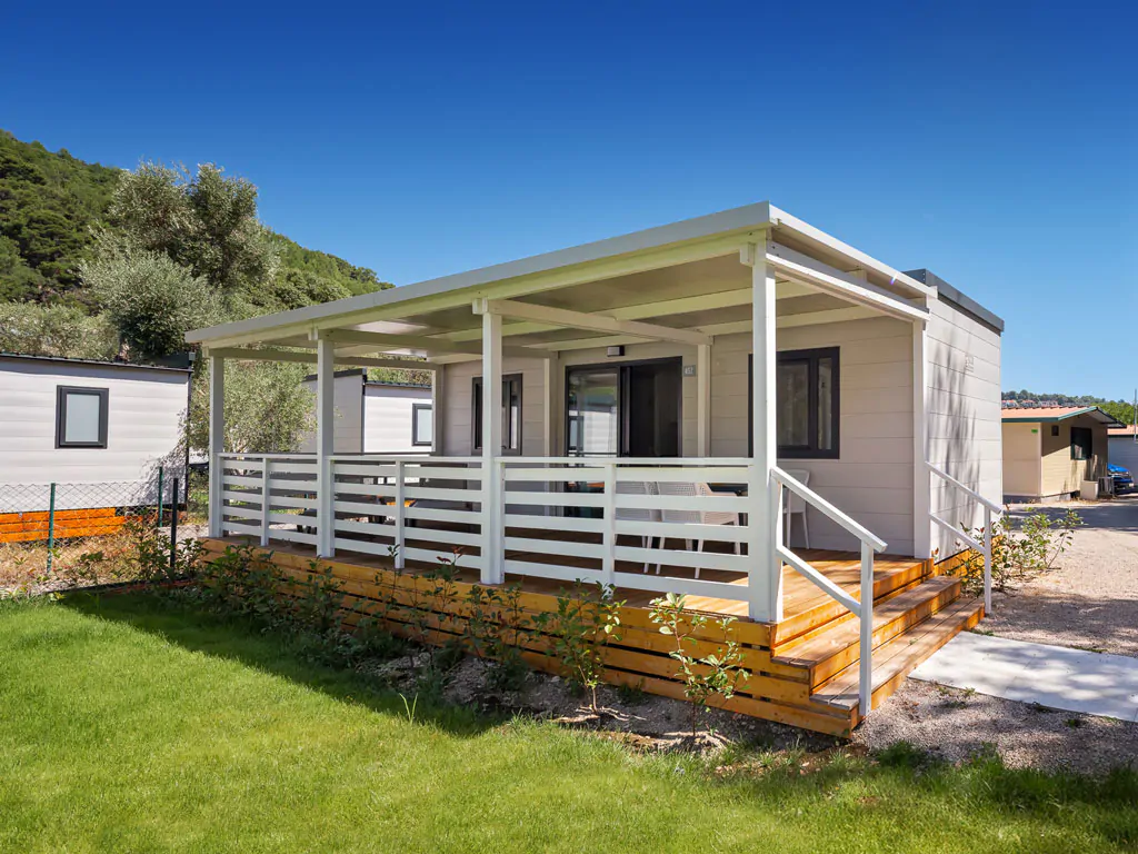 campsite-oliva-mobile-home-standard-plus-exterior-mobile-home-view