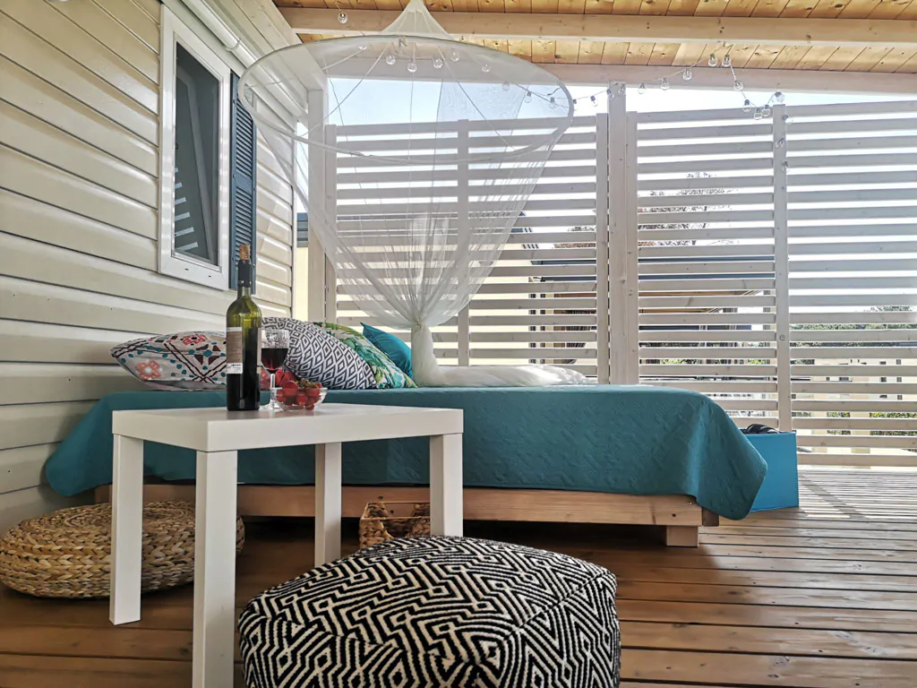 valamar-camping-lanterna-west-coast-new-mobile-home-exterior-terrace