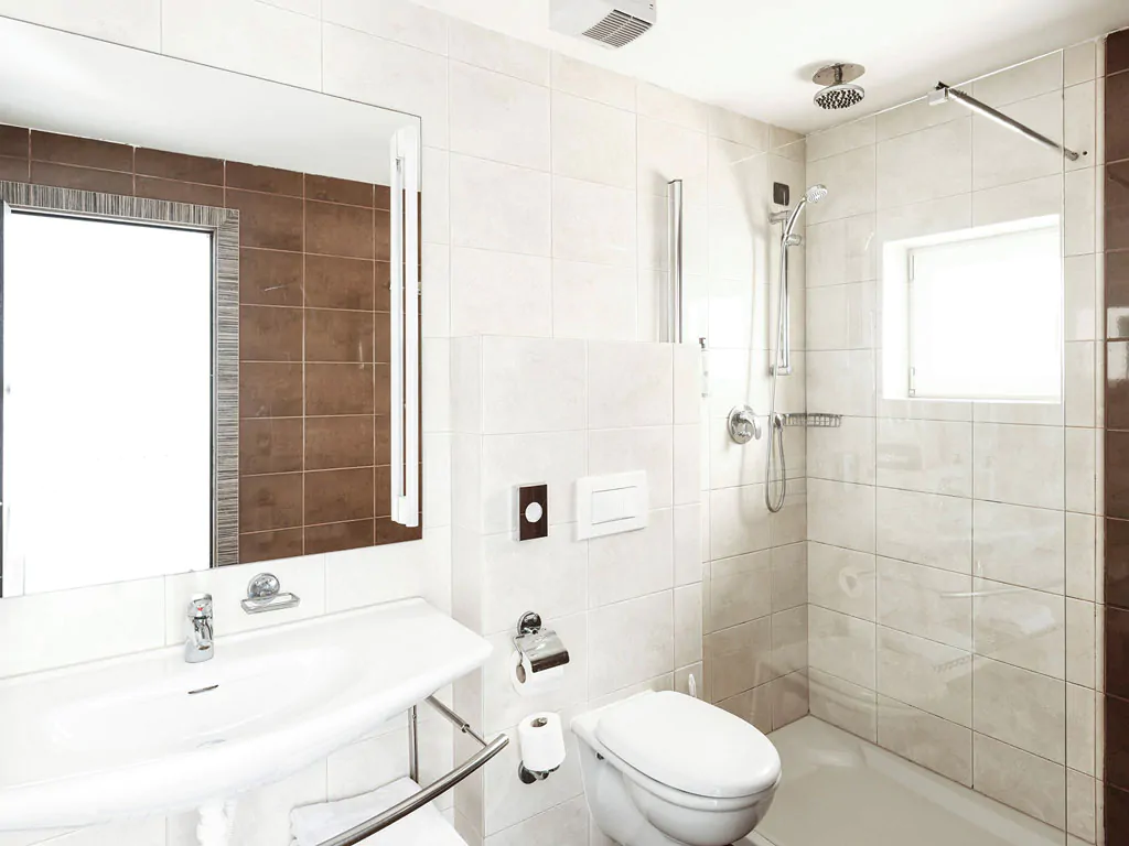 zaton-apartment-comfort-two-bedroom-apartment-42-interior-bathroom-ii
