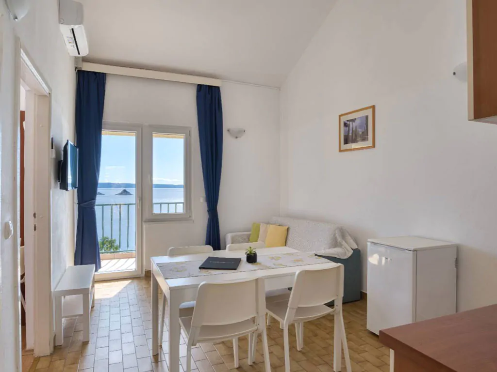 amadria-park-trogir-apartment-42-interior-livingroom