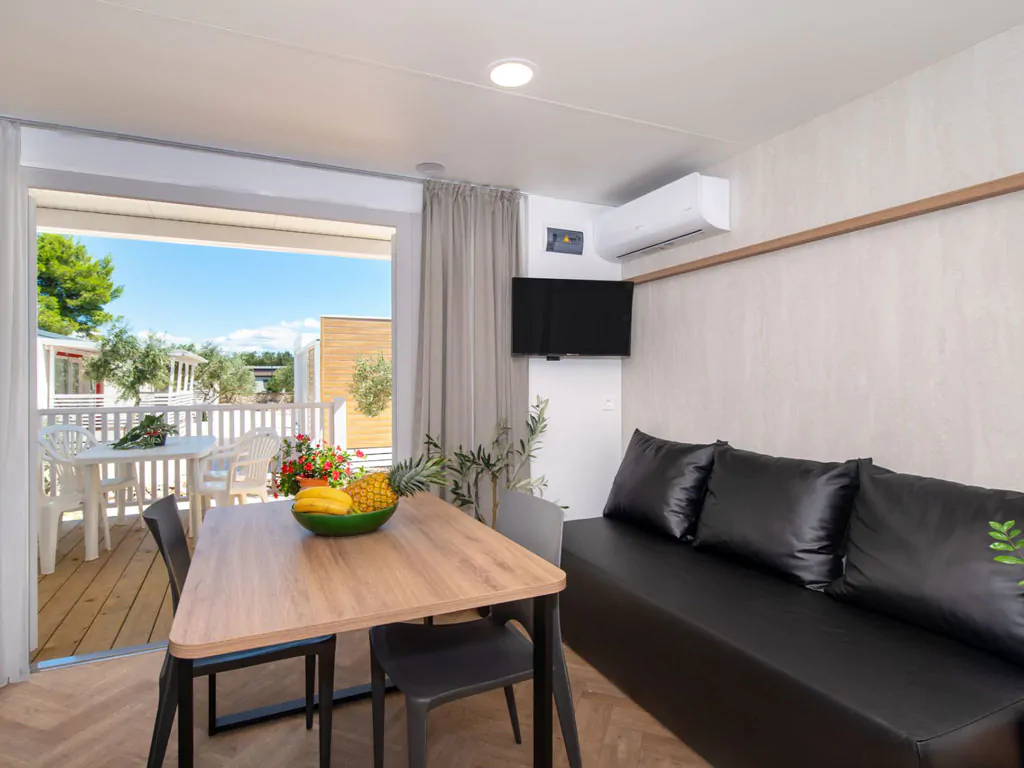 camping-resort-sibenik-mobile-home-c-interior-livingroom-sofa