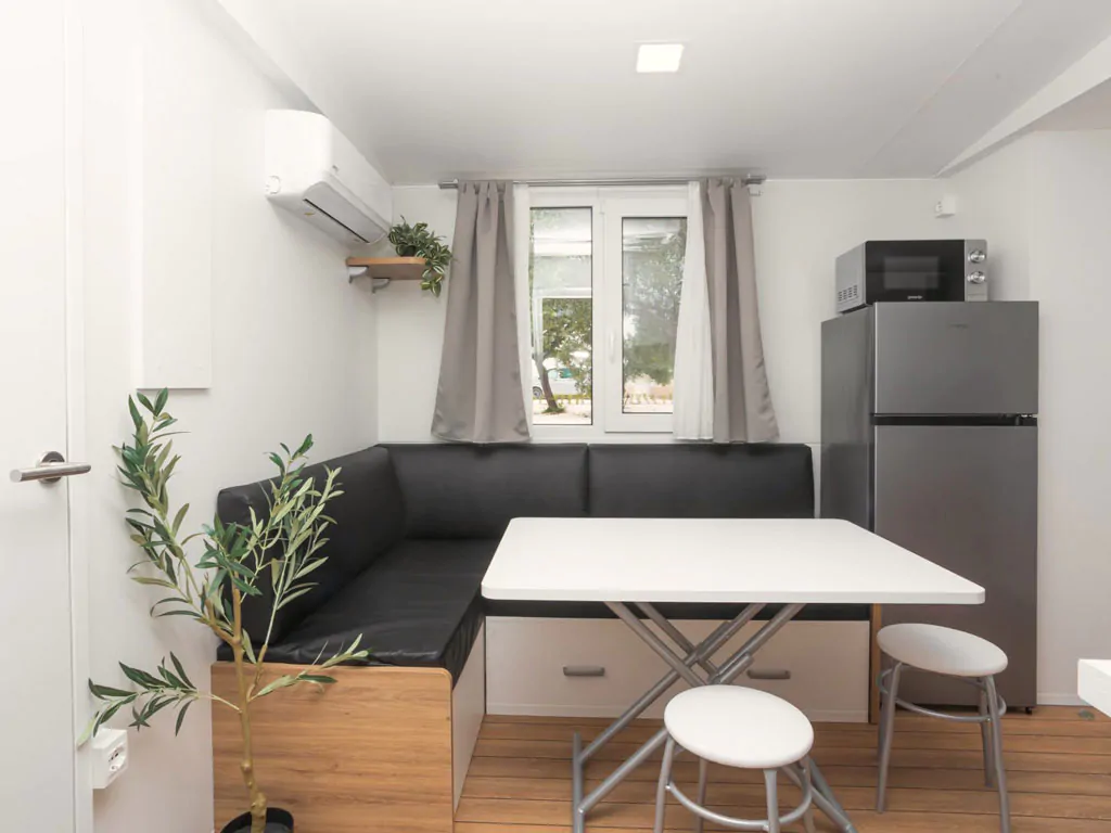 camping-resort-sibenik-mobile-home-a-zone-1-interior-livingroom