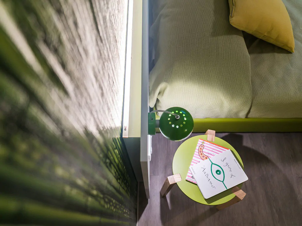 hu-altomincio-village-apartment-hu-room-smart-double-bed-topview